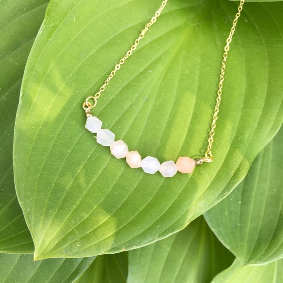 ❗️LAST❗️Rose Quartz 14K Gold Necklace - Picture 3 of 6